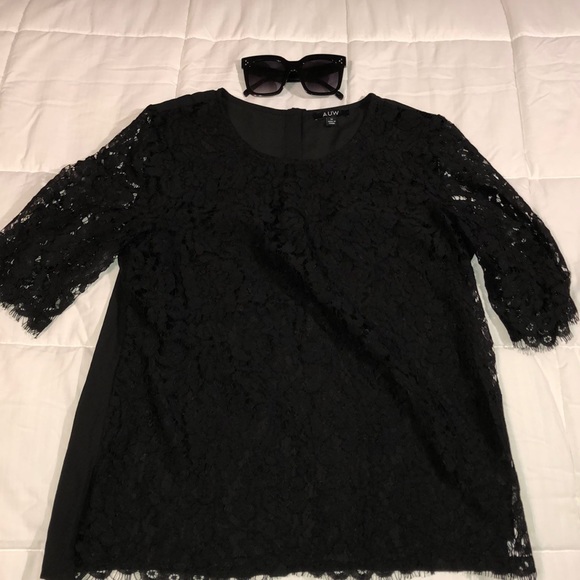 Top - Picture 2 of 2